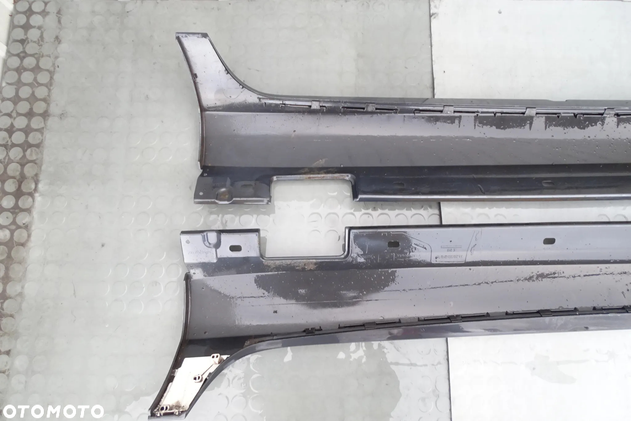 Mercedes CLS W218 Listwa progowa Próg lewy C755 2186900140 - 5