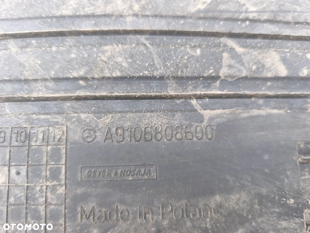 Dywaniki gumowe komplet Mercedes-Benz Sprinter w910 a9106808700 a9106808600 - 4