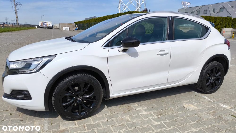 DS Automobiles DS 4 Crossback ver-1-2-puretech-be-chic-s-s - 4