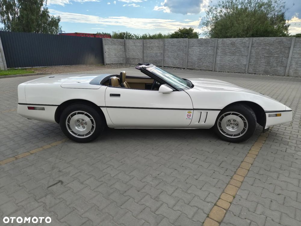 Chevrolet Corvette - 7
