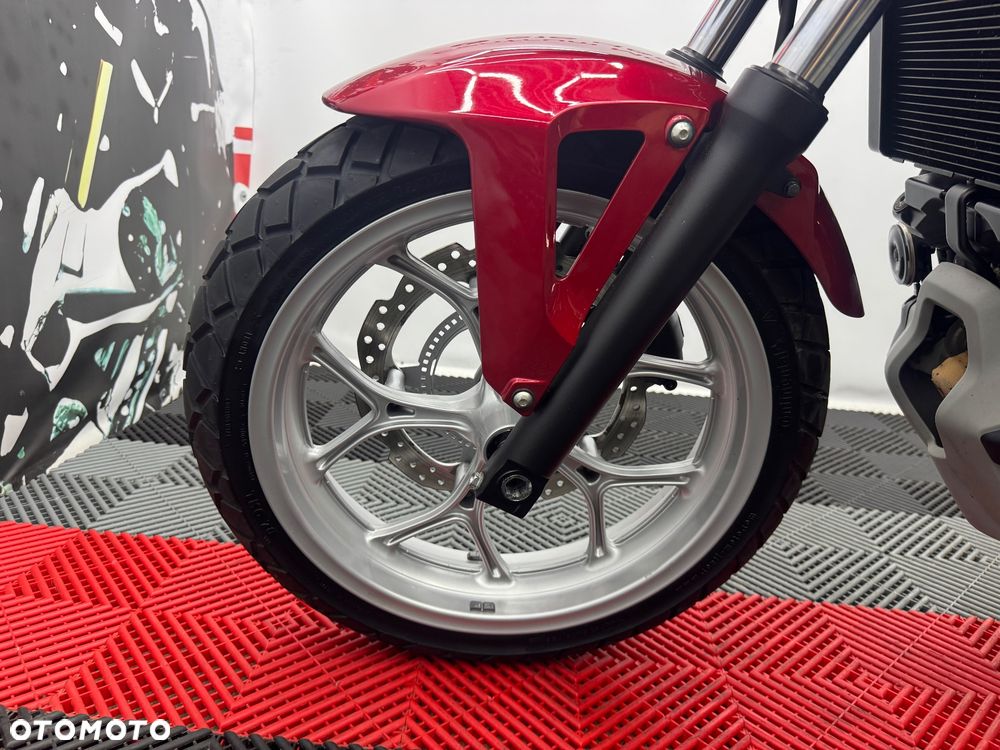 Honda NC - 10