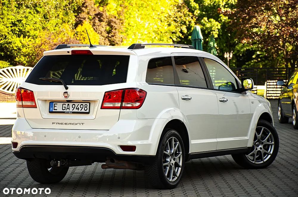 Fiat Freemont 2.4 16V VVT Automatik Lounge - 18
