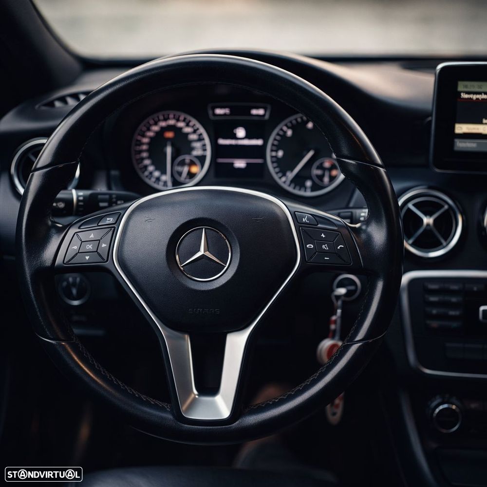 Mercedes-Benz A 180 CDI (BlueEFFICIENCY) Urban - 41