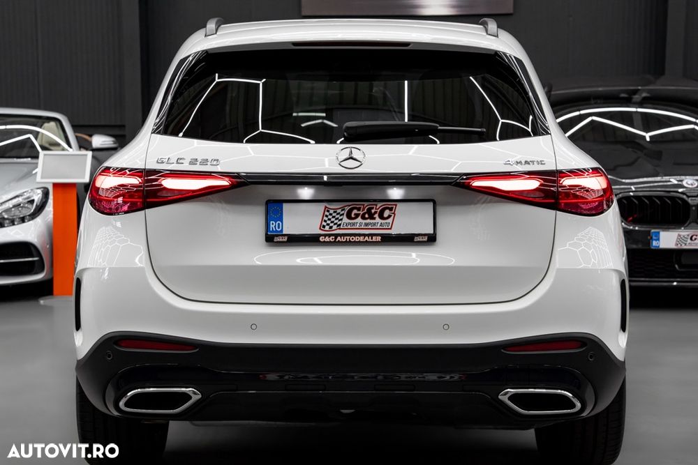 Mercedes-Benz GLC 220 d 4Matic 9G-TRONIC AMG Line Advanced - 25