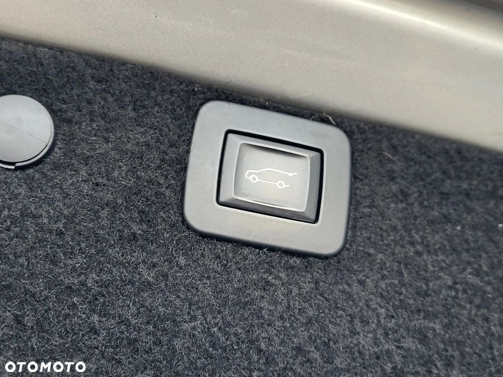 Opel Insignia - 22