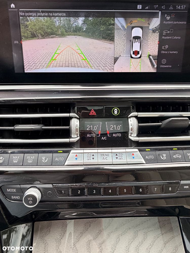 BMW Seria 8 840i xDrive - 32