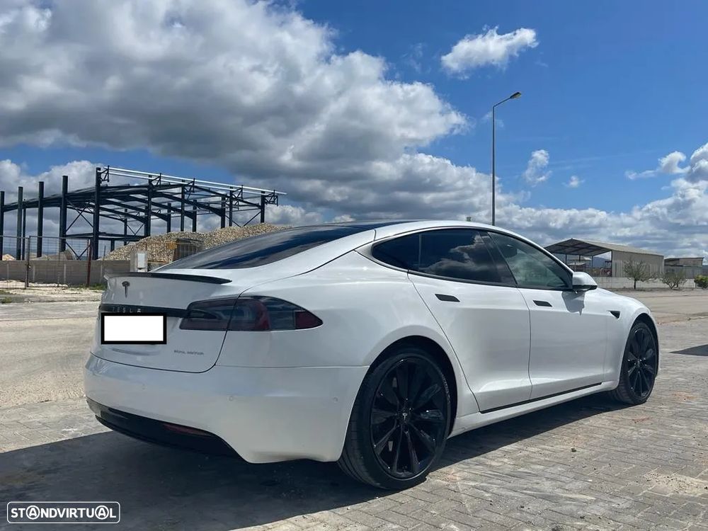 Tesla Model S Long Range - 3