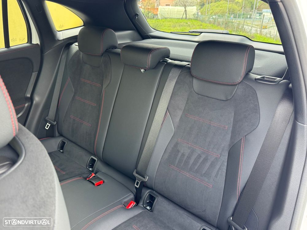 Mercedes-Benz GLA 250 e 8G-DCT AMG Line Advanced Plus - 22