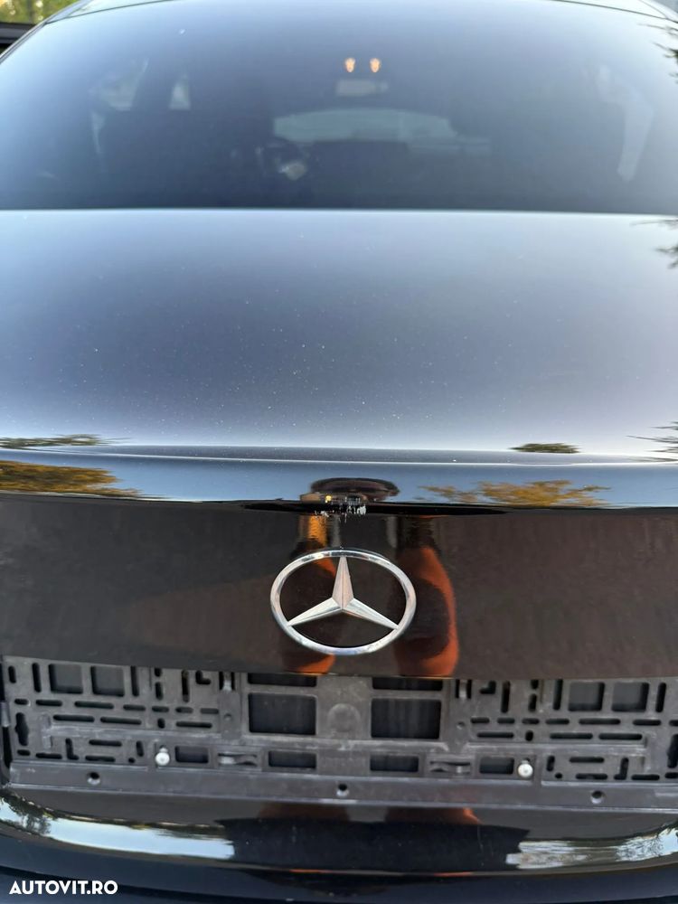 Mercedes-Benz A ver-180-d-7g--dct-amg-line - 22