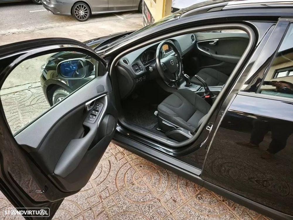 Volvo V40 Cross Country 2.0 D2 Kinetic Geartronic - 17