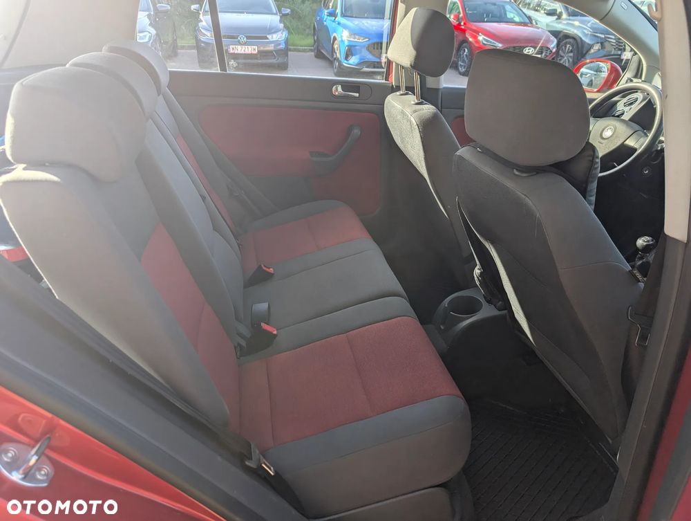 Volkswagen Golf 1.6 FSI Trendline - 13