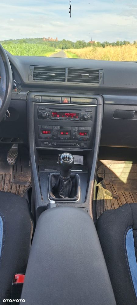 Audi A4 Avant 1.9 TDI - 8