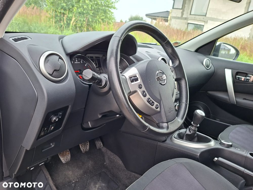 Nissan Qashqai - 15