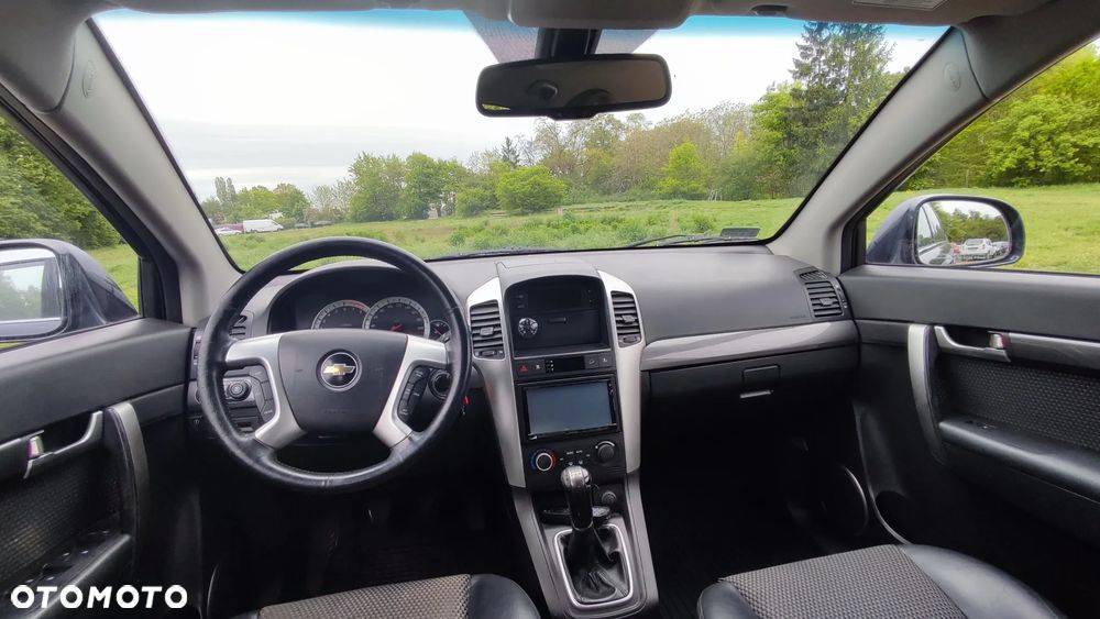 Chevrolet Captiva 2.4 4WD 7 Sitzer LT - 10