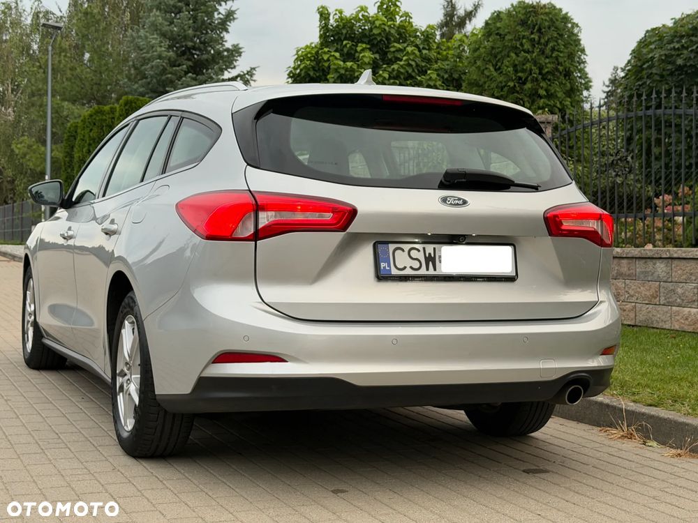 Ford Focus 1.0 EcoBoost Hybrid COOL&CONNECT DESIGN - 3