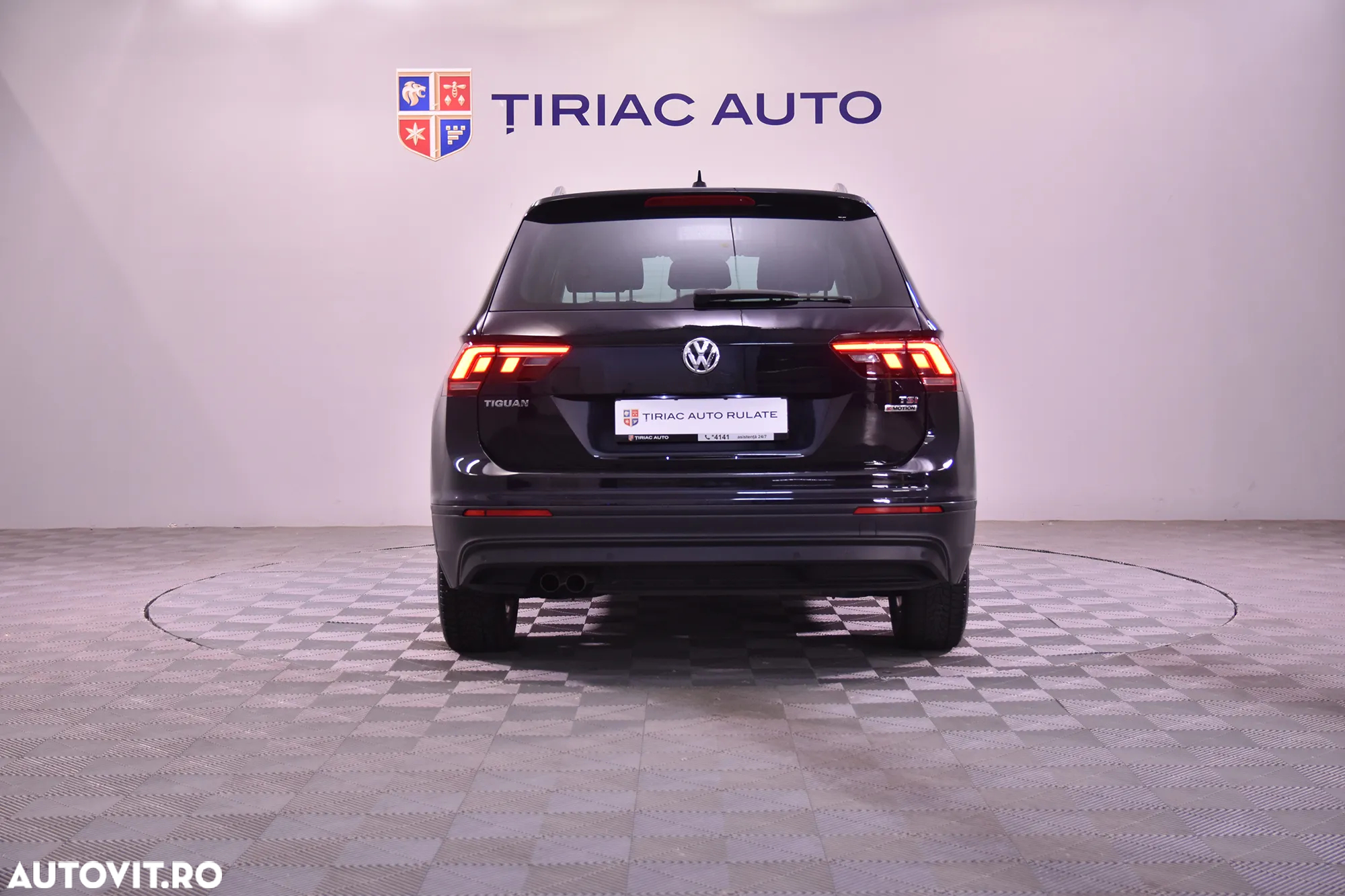 Volkswagen Tiguan - 4