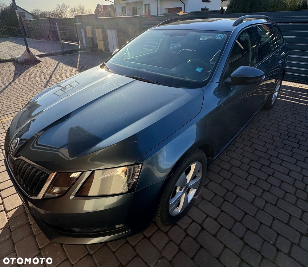 Skoda Octavia - 2