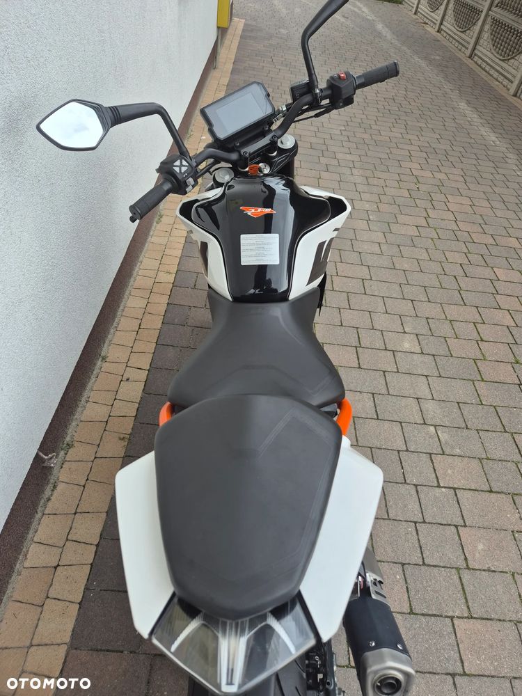 KTM Duke 125 - 10