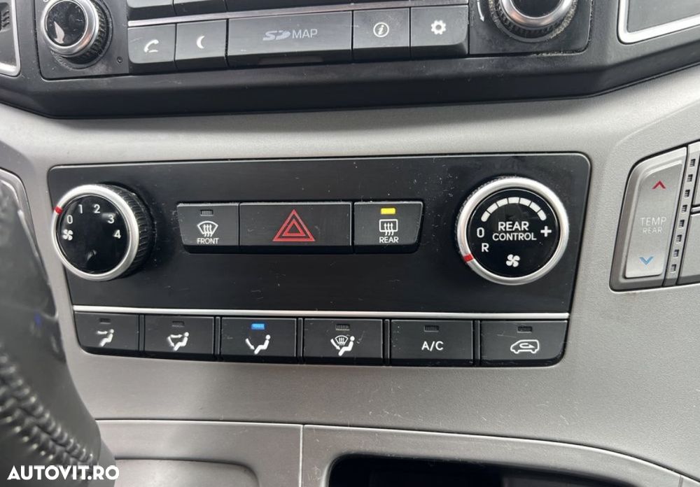 Hyundai H-1 2.5 CRDi Travel Comfort - 20