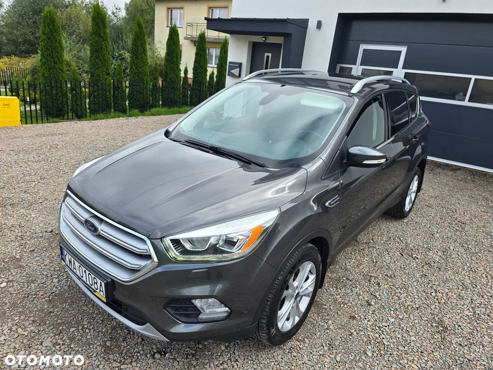 Ford Kuga 1.5 EcoBoost 2x4 Titanium - 12