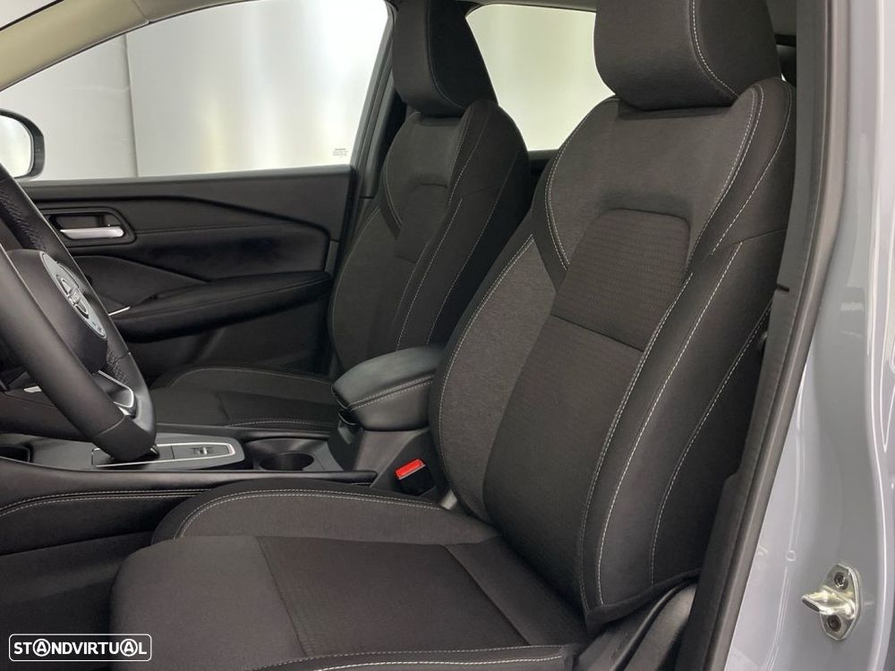 Nissan Qashqai 1.3 DIG-T N-Connecta Xtronic - 18