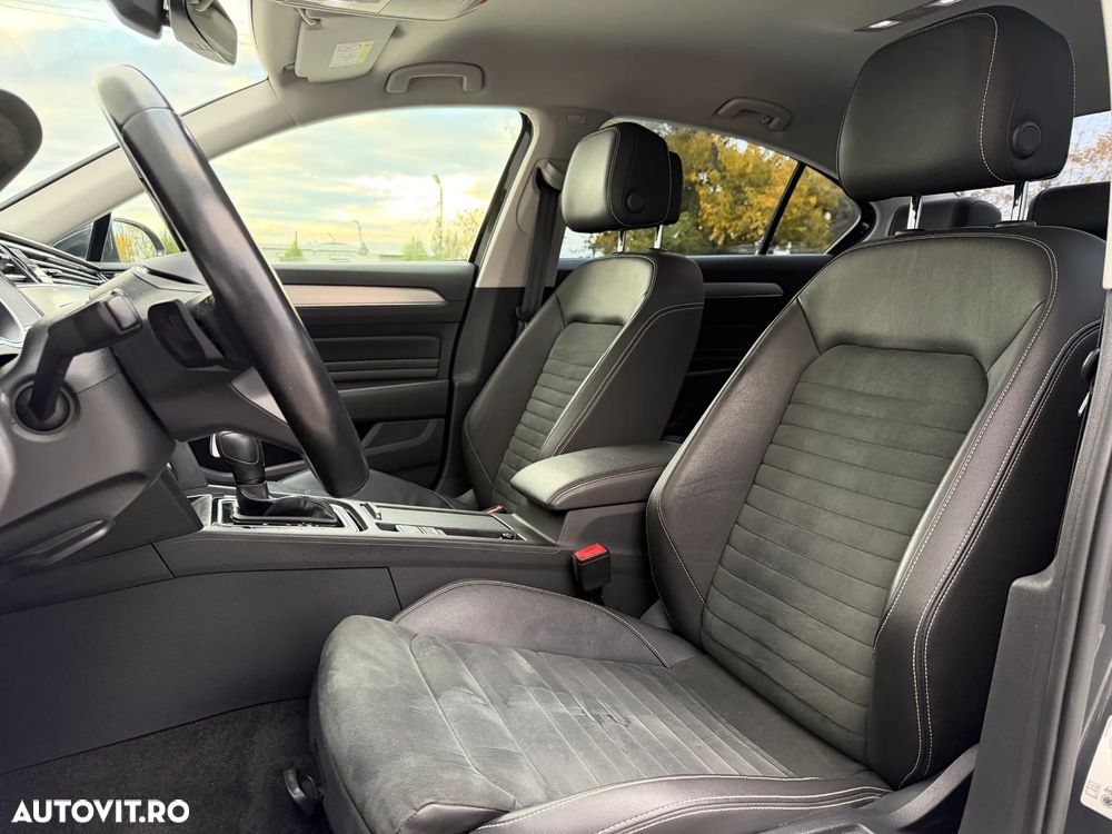 Volkswagen Passat 2.0 TDI DSG Highline - 12