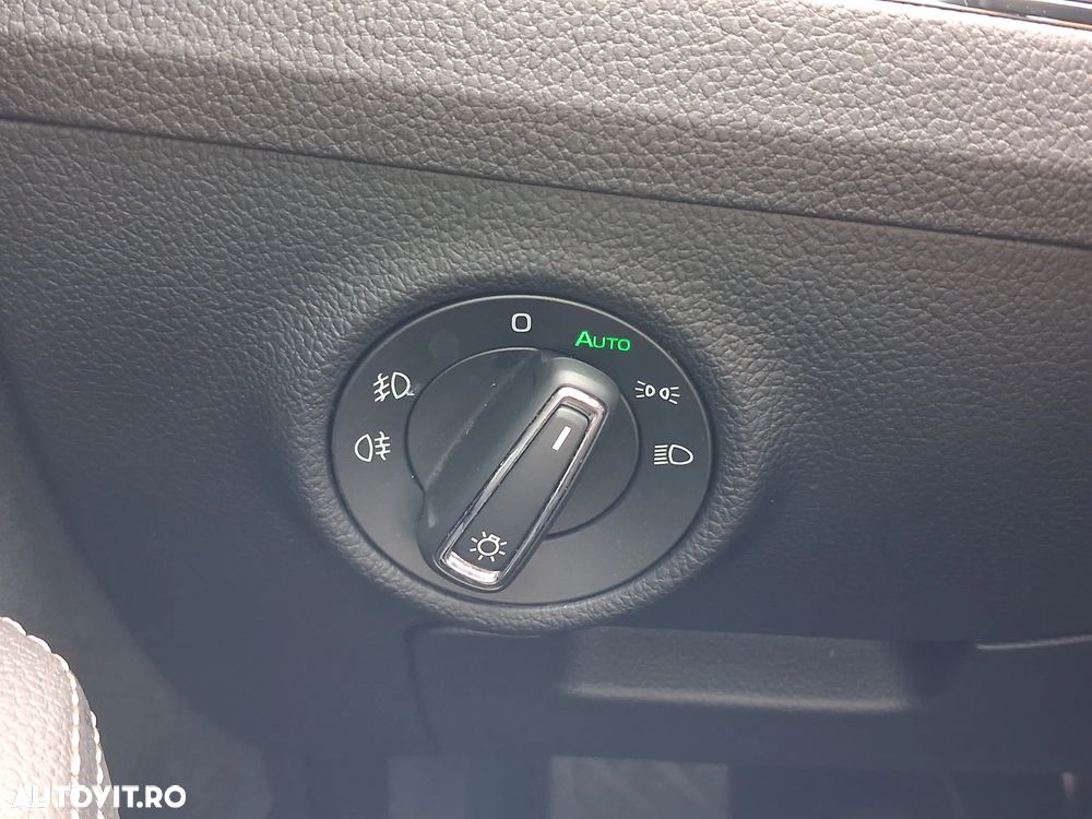 Skoda Superb 2.0 TDI 4X4 DSG Scout Final Edition - 17