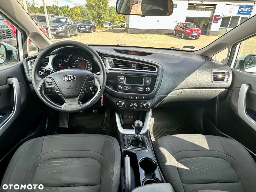 Kia Ceed - 5