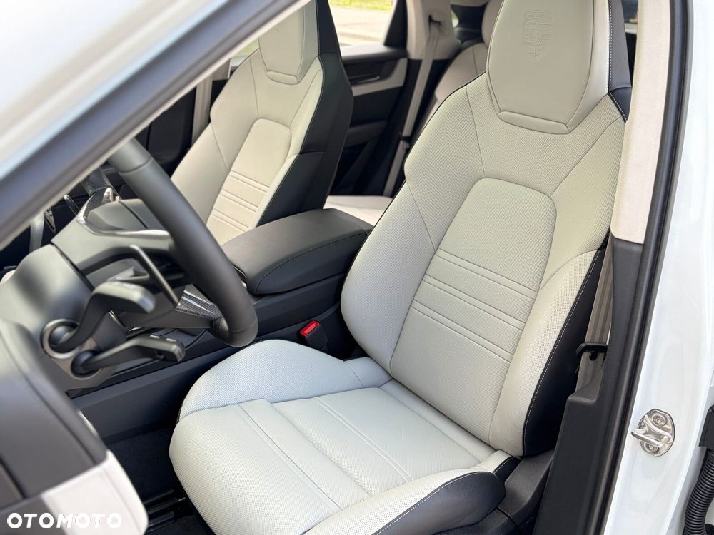Porsche Cayenne - 18