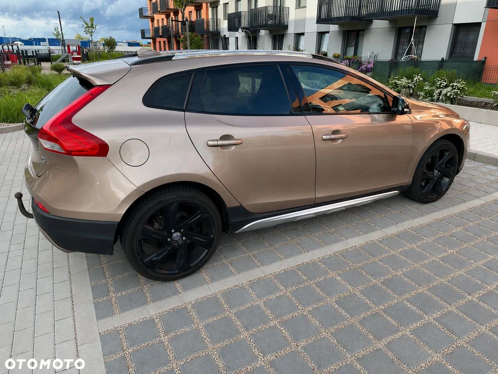 Volvo V40 Cross Country D3 Momentum - 5