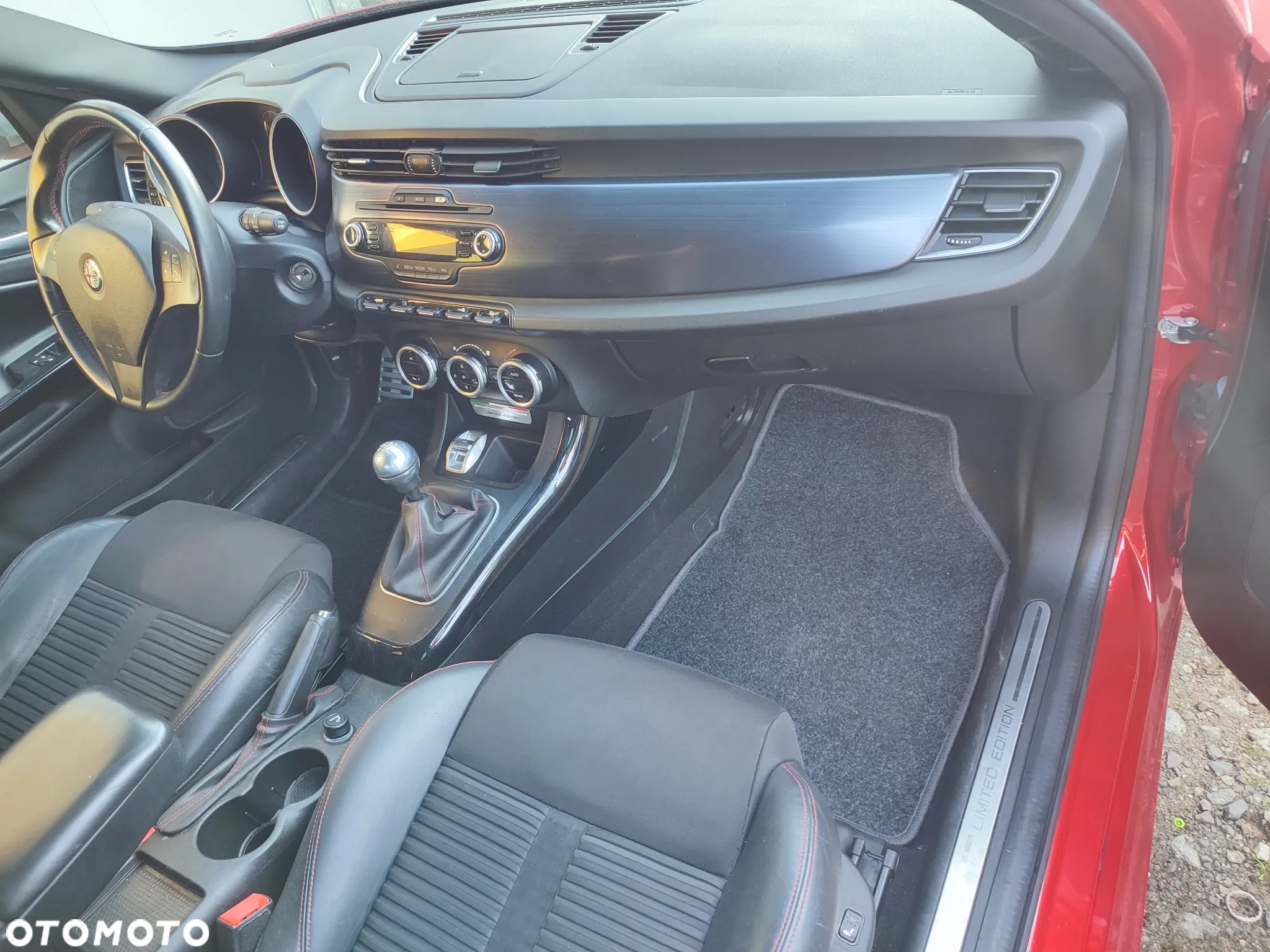 Alfa Romeo Giulietta 1750 TBi Quadrifoglio Verde - 5