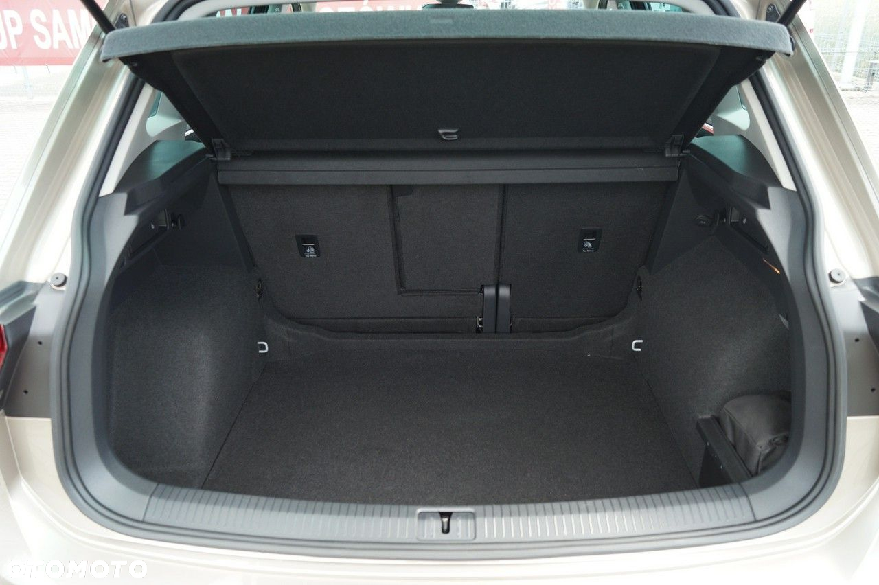 Volkswagen Tiguan - 28