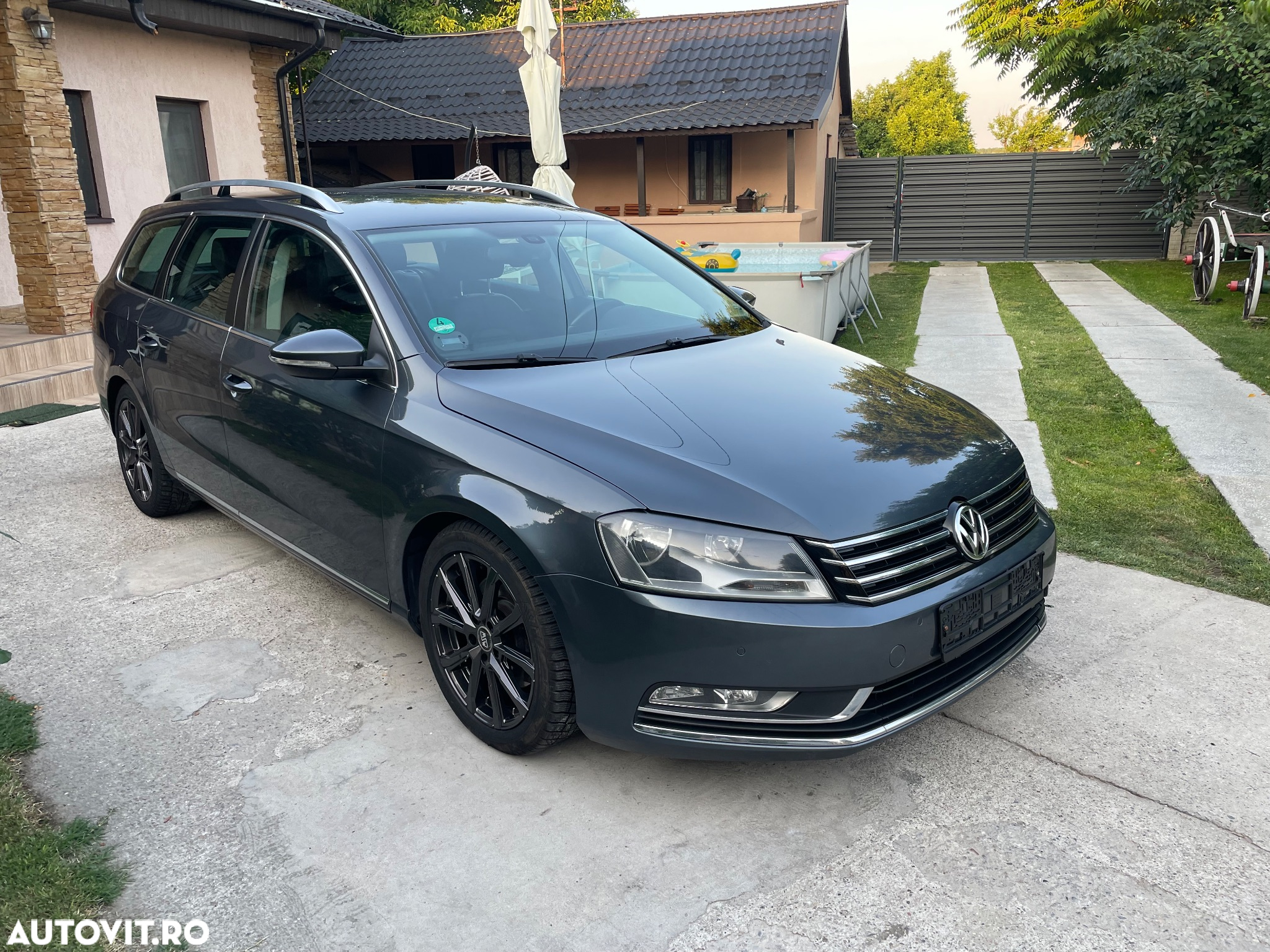 Volkswagen Passat - 2