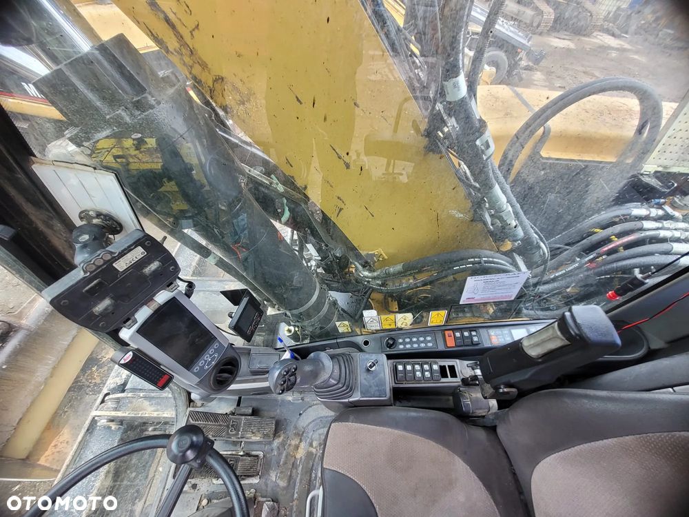 Caterpillar M318D - 9