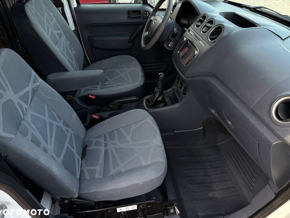 Ford Transit Connect - 29