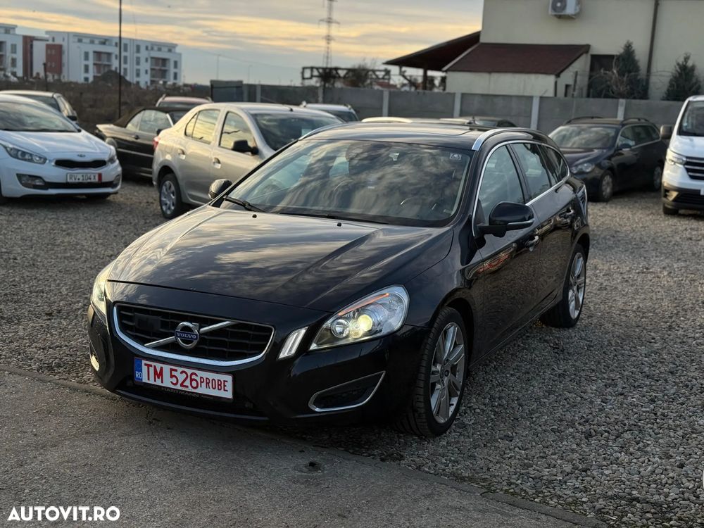 Volvo V60 D4 Geartronic Momentum - 3