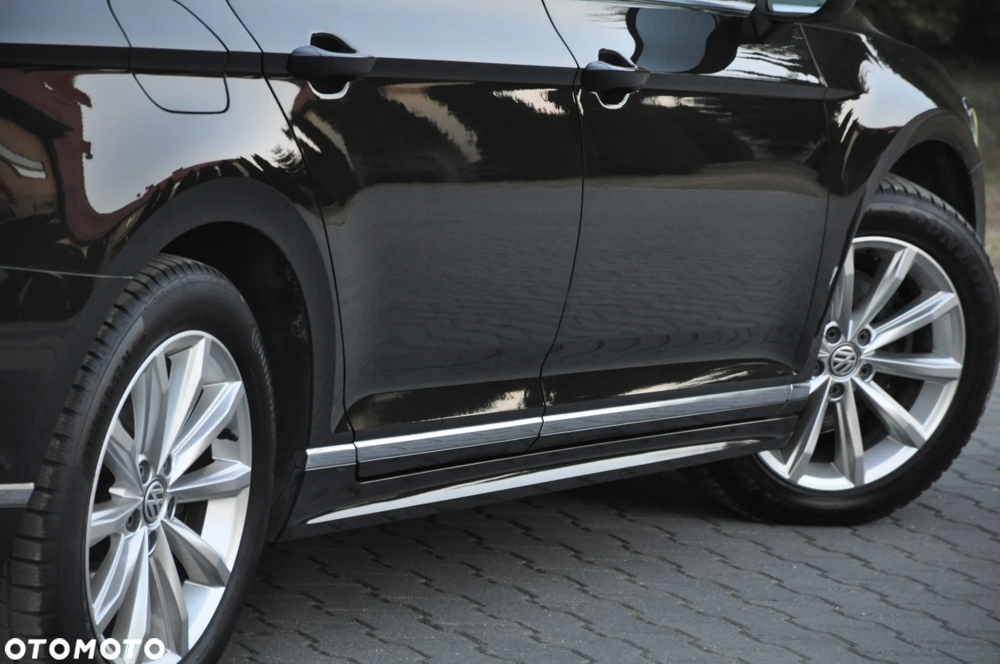 Volkswagen Passat - 17