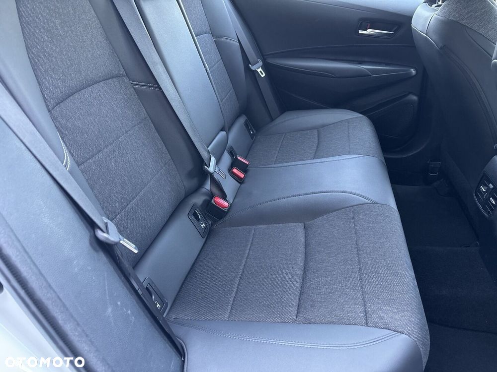 Toyota Corolla 1.8 Hybrid Comfort - 9