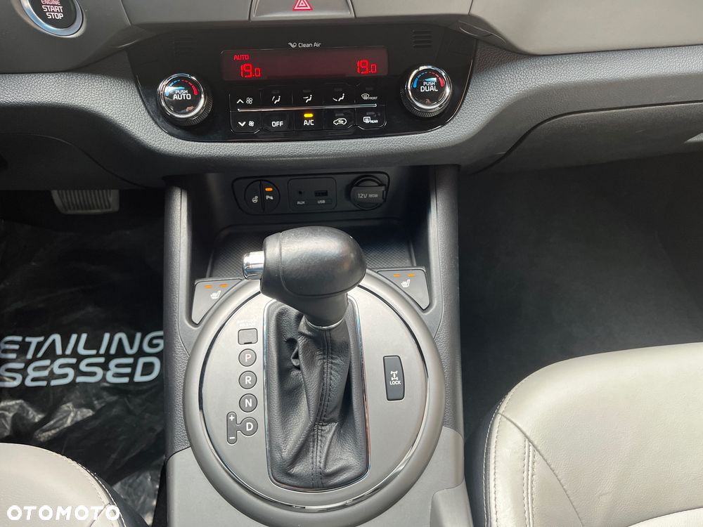Kia Sportage 2.0 CRDI 184 AWD Platinum Edition - 29