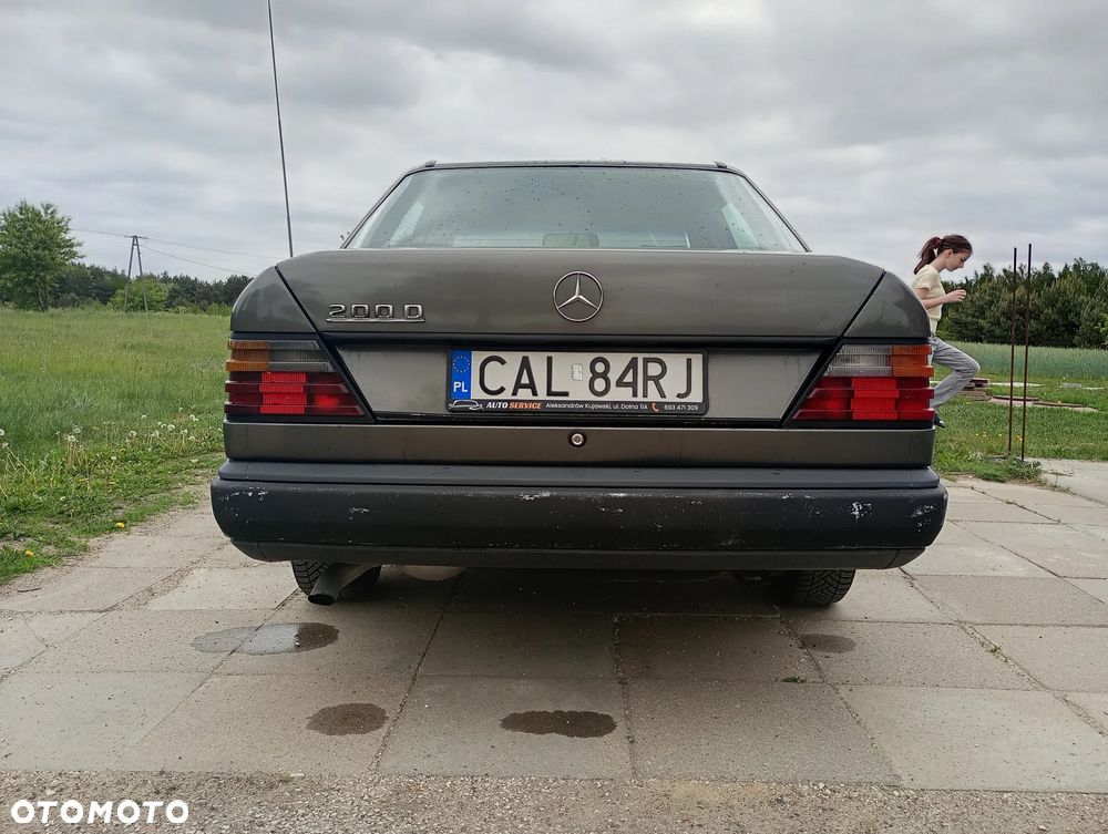 Mercedes-Benz W124 (1984-1993) - 14