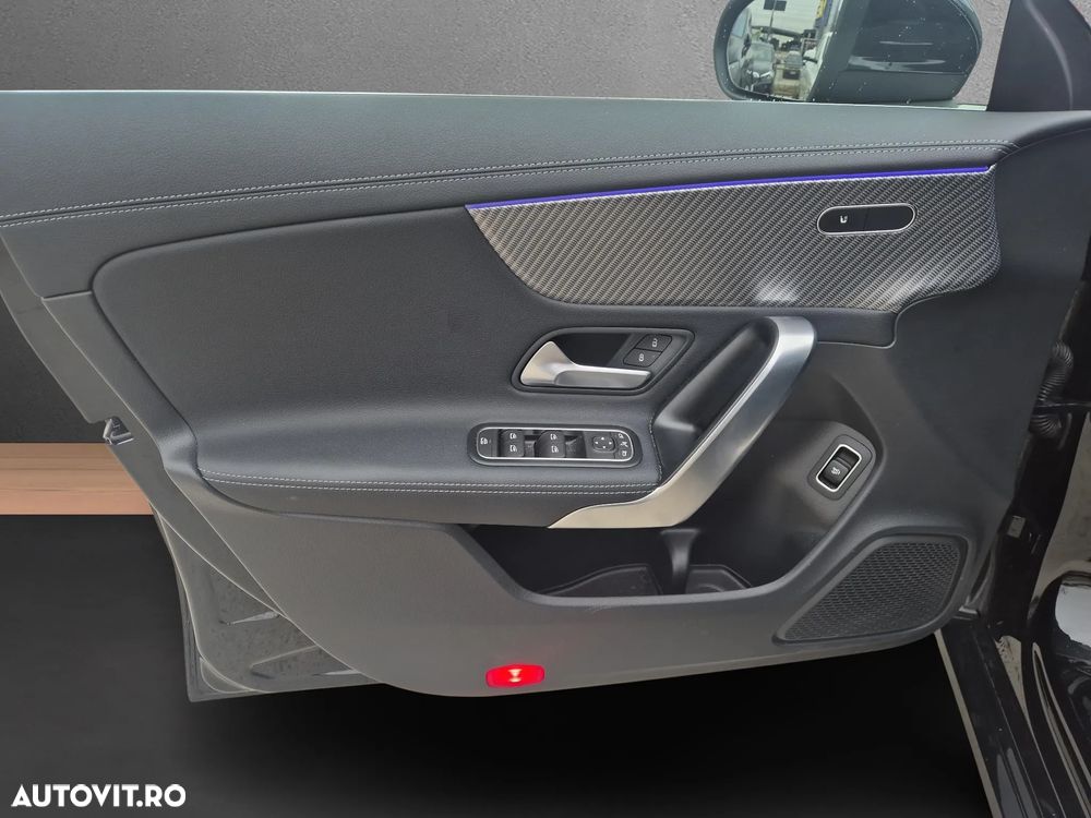 Mercedes-Benz CLA 180 7G-DCT - 9