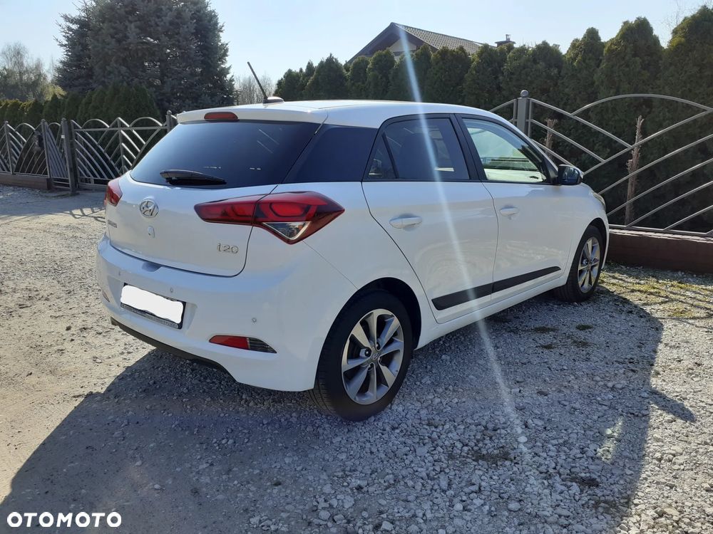 Hyundai i20 1.2 BlueDrive Go - 9