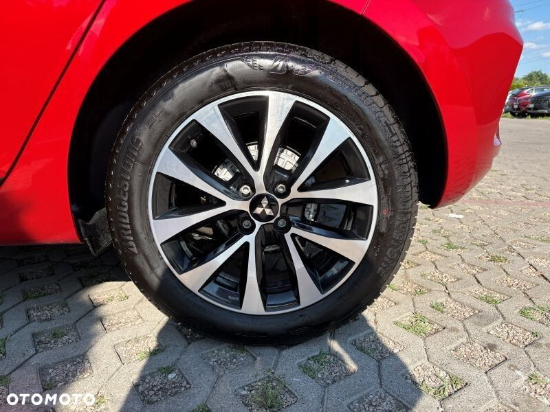 Mitsubishi Colt 1.0T Invite Style Cold - 26