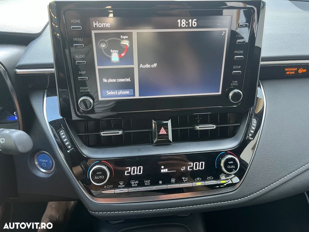 Toyota Corolla Sedan 1.8 HSD Dynamic - 20