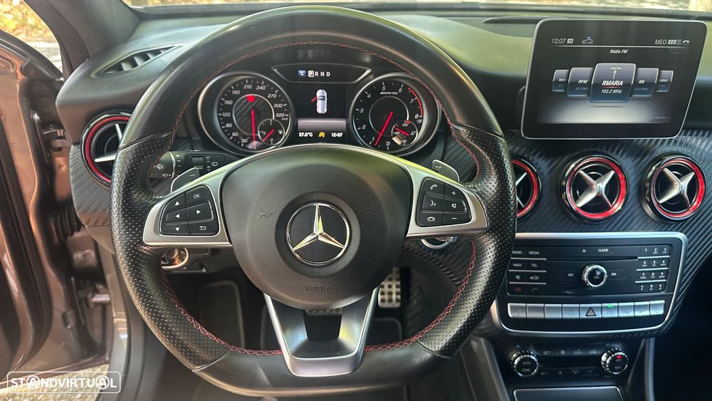 Mercedes-Benz A 45 AMG 4Matic Speedshift 7G-DCT - 31