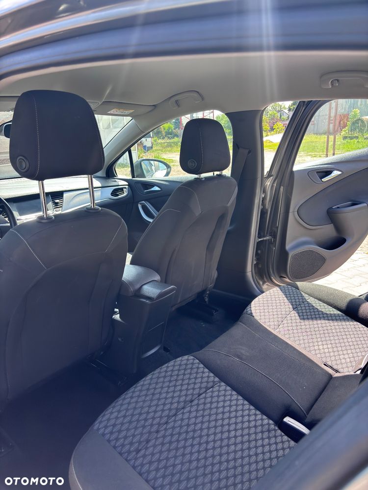 Opel Astra 1.6 CDTI Dynamic - 6