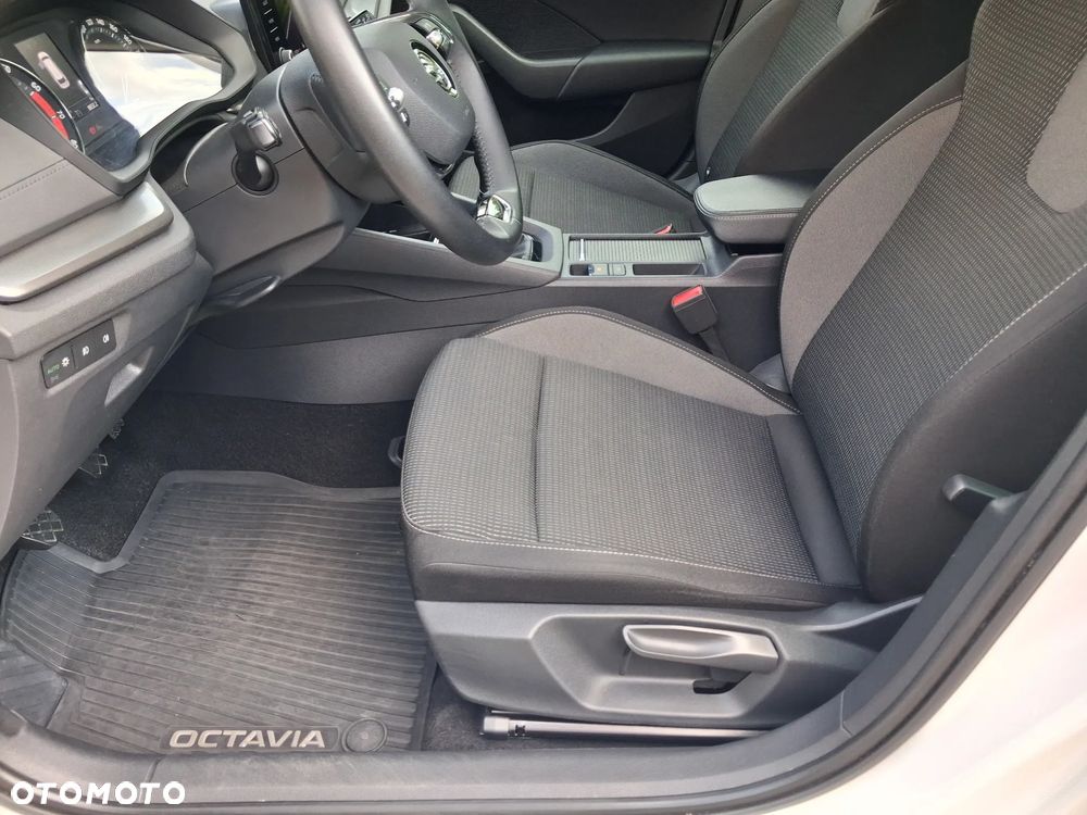 Skoda Octavia 1.0 TSI Ambition - 37