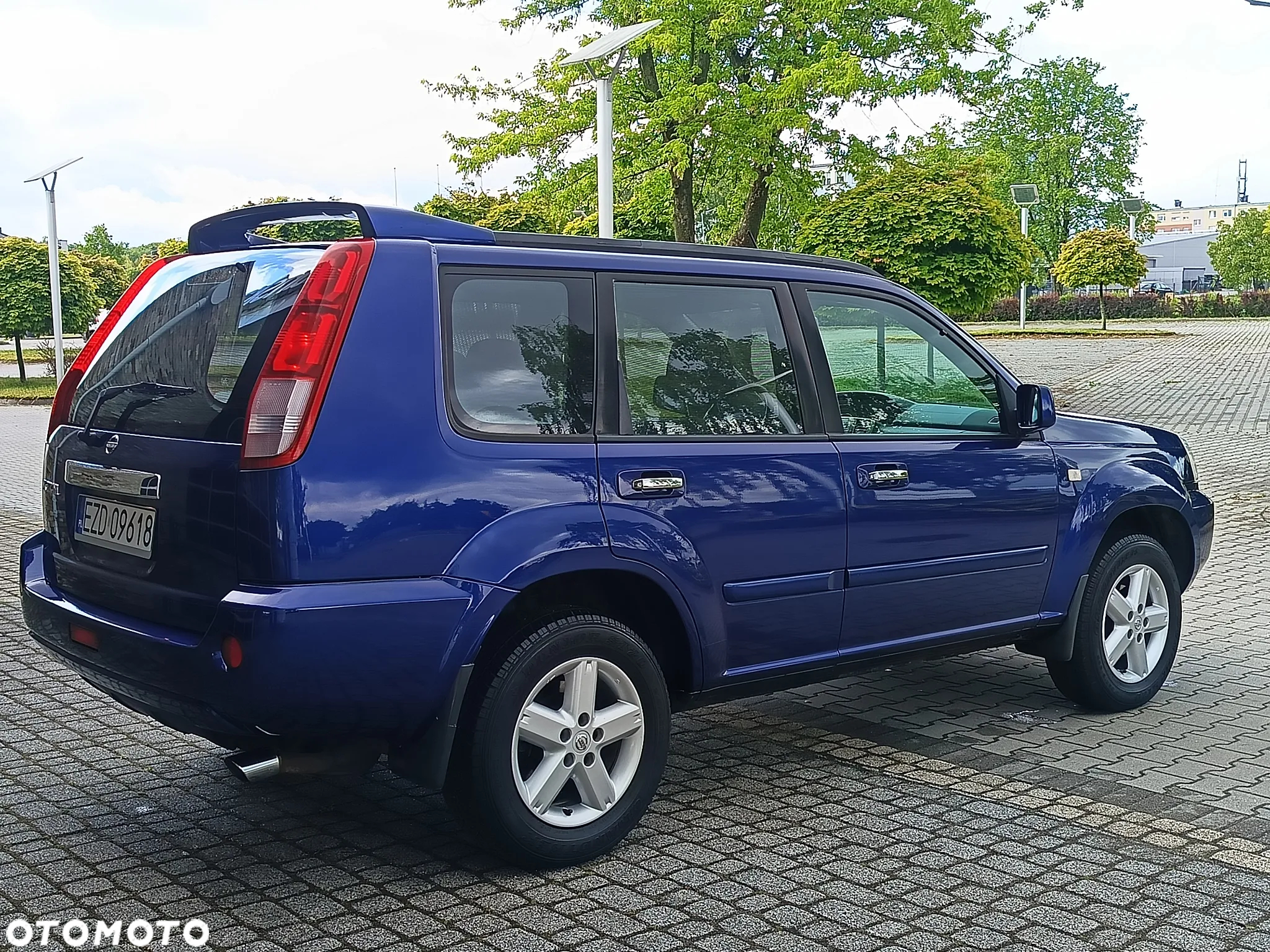 Nissan X-Trail 2.0 4x4 XE - 16