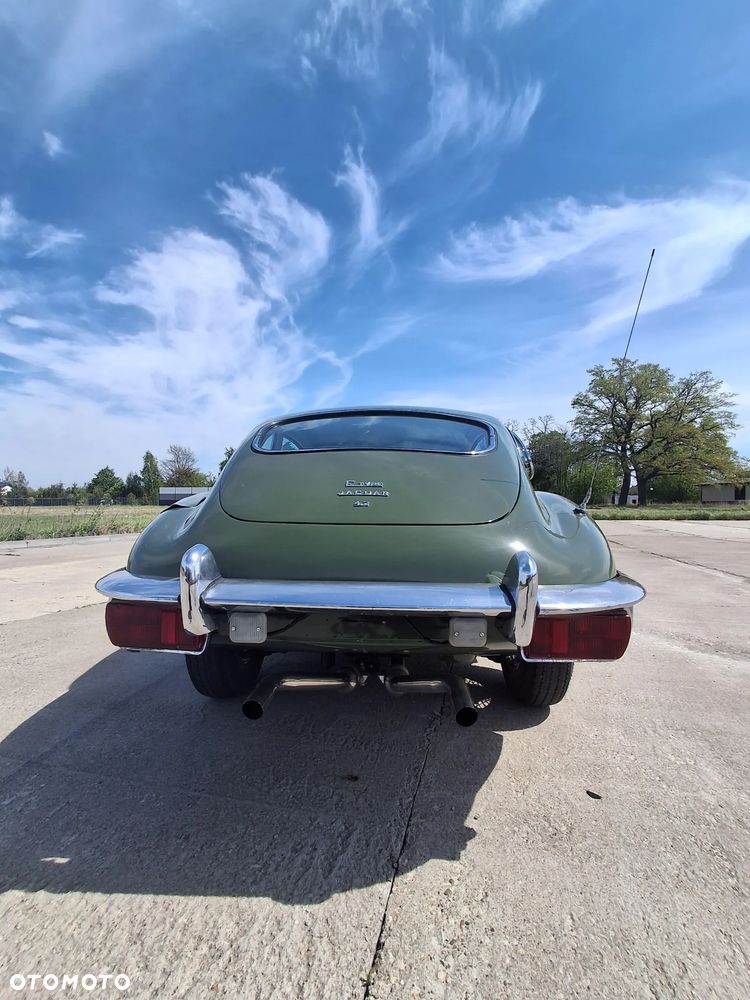 Jaguar E-Type - 7