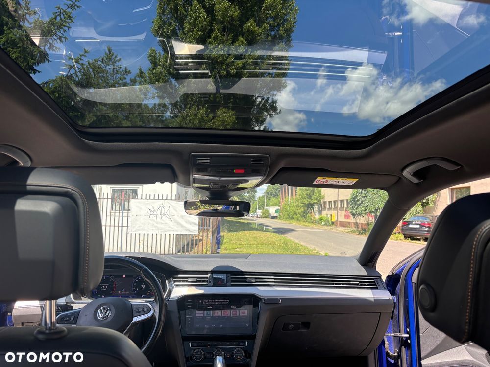 Volkswagen Passat 2.0 TDI SCR DSG 4Motion Elegance - 5